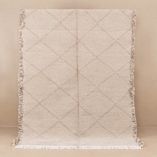 Farhat - taznakht kilim rug - Wavlynn