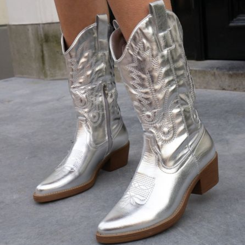 Women's metallic silver cowboy boots elegant Western style pointed toe shimmering finish