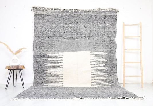 Aldjya Moroccan Kilim Rug  6'4" x 9'8" - Wavlynn