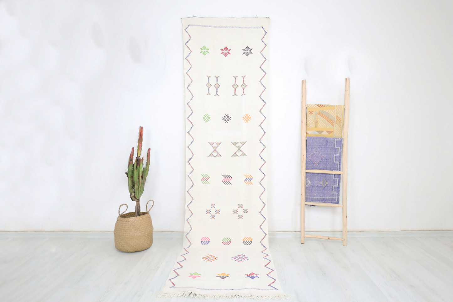 Mamma Cactus Silk Rug 2'6" X 9'4" - Wavlynn