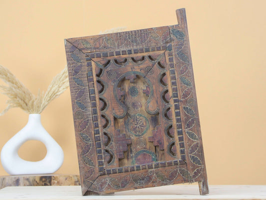 Halzan Vintage African Door - Wavlynn