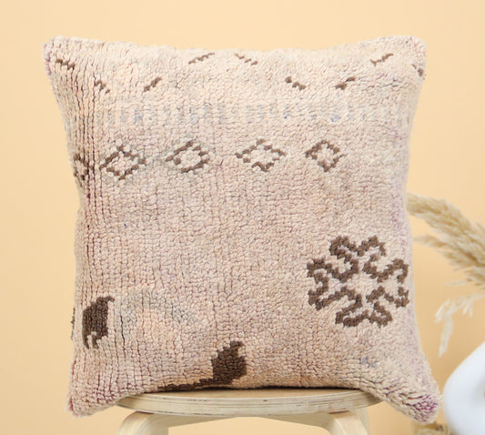 Elyndor Vintage Boujaad Pillow - Wavlynn