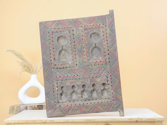 Vazlan Vintage African Door - Wavlynn