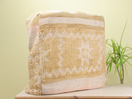 Ilyriador  Moroccan pouf - Wavlynn