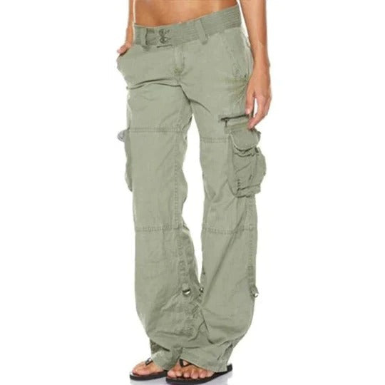 Women's relaxed-fit cargo pants with multiple functional pockets for casual everyday wear