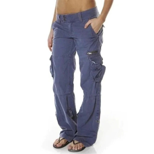 Women's relaxed-fit cargo pants with multiple utility pockets for casual everyday wear