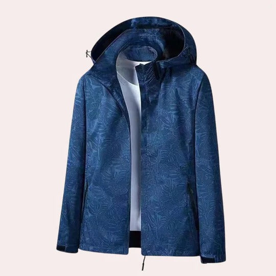 Women's camouflage hooded jacket with detachable hood, functional pockets, and breathable fabric