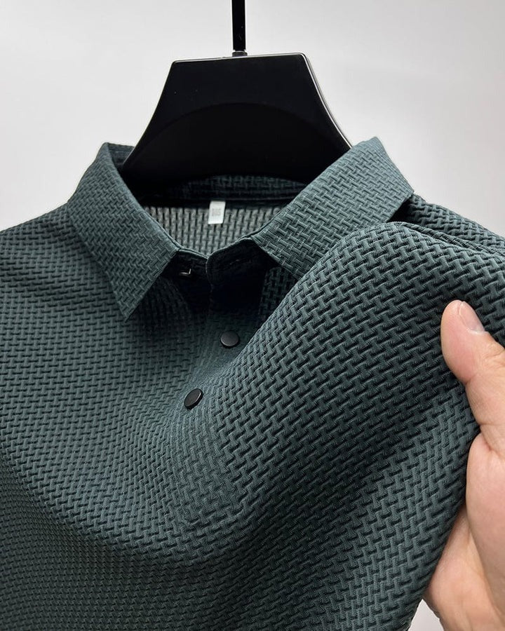 Black short-sleeve mesh t-shirt regular fit with perforated breathable panels for active casual wear