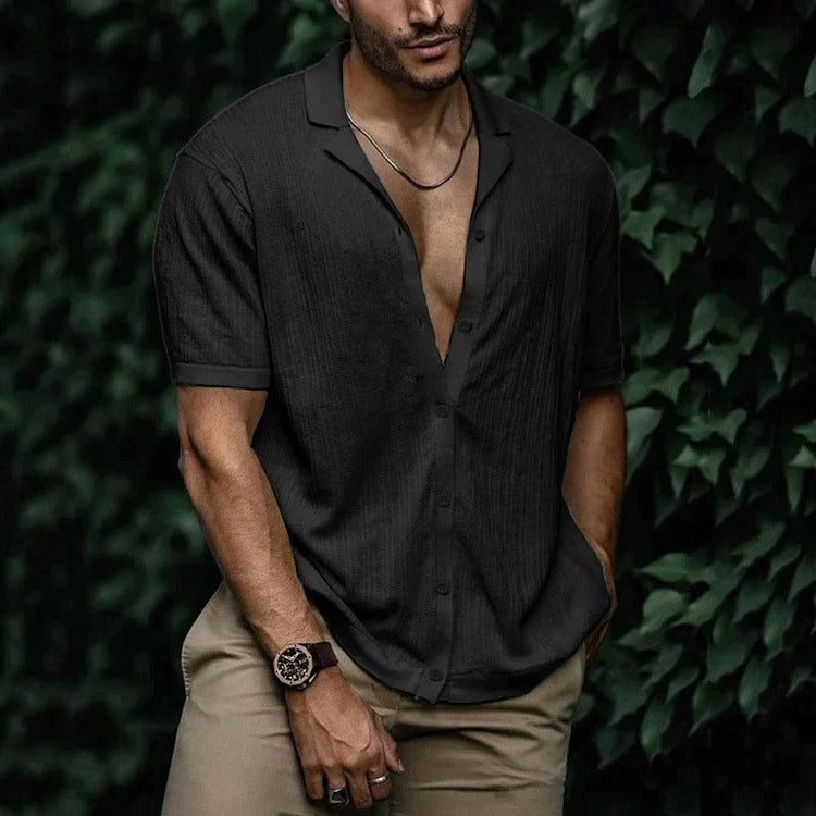 Men's lightweight short sleeve button-down shirt in classic casual style with breathable construction