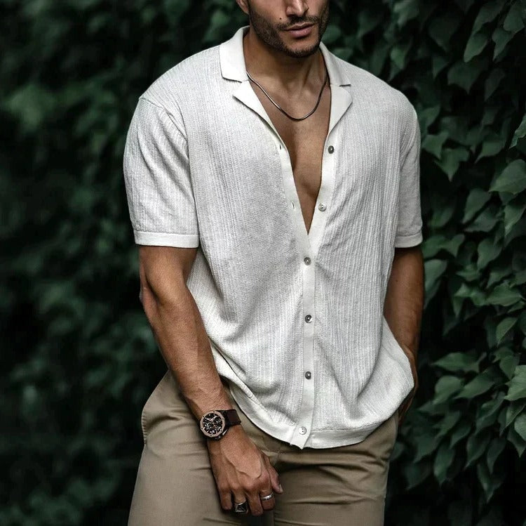 Men's lightweight short sleeve button-down shirt classic casual fit breathable summer essential