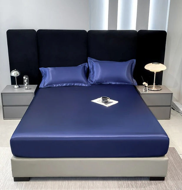 Soft white fitted sheets with elastic edges, smooth breathable fabric for restful sleep and deep mattresses