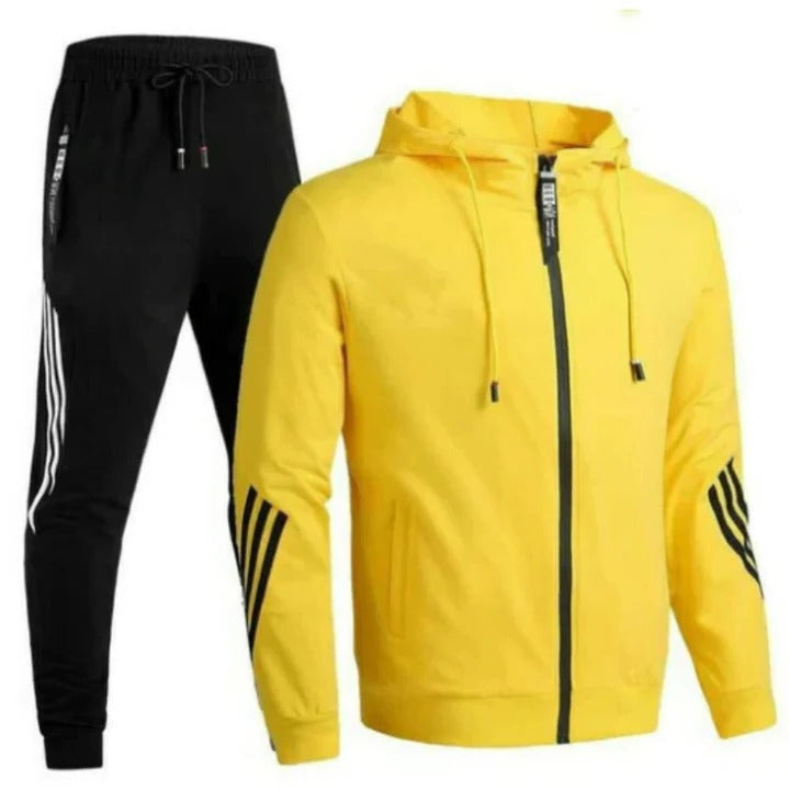 Men's slim fit two-piece tracksuit set with zip hoodie and joggers for athletic training