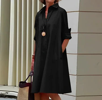 Women's short-sleeve polo dress in casual straight-cut silhouette with structured collar for sporty everyday style