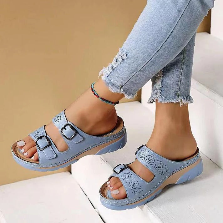 Women's brown ergonomic sandals with double buckle adjustable straps and arch support footbed