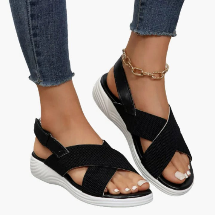 Women's breathable open-toe comfort sandals with adjustable straps, modern silhouette for warm weather