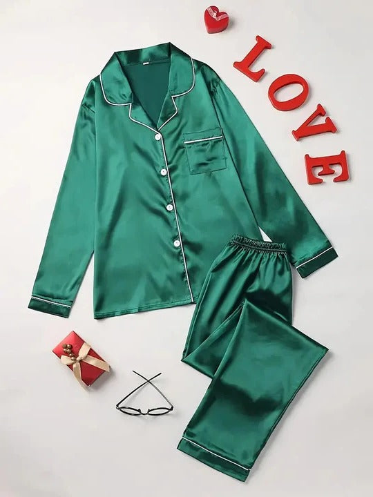 Women's long-sleeve pajama set, lightweight two-piece sleepwear with full-length bottoms for relaxed comfort