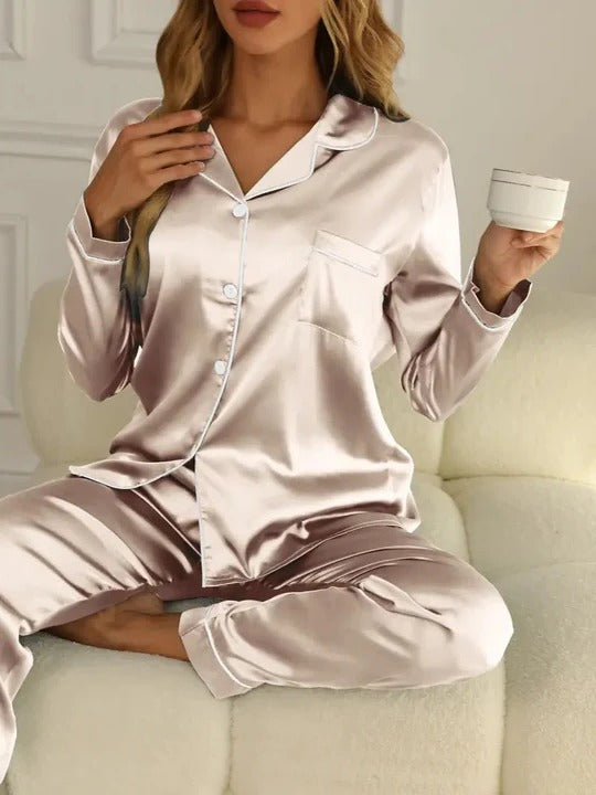 Women's long-sleeve pajama set, lightweight two-piece sleepwear with full-length bottoms for cozy lounging