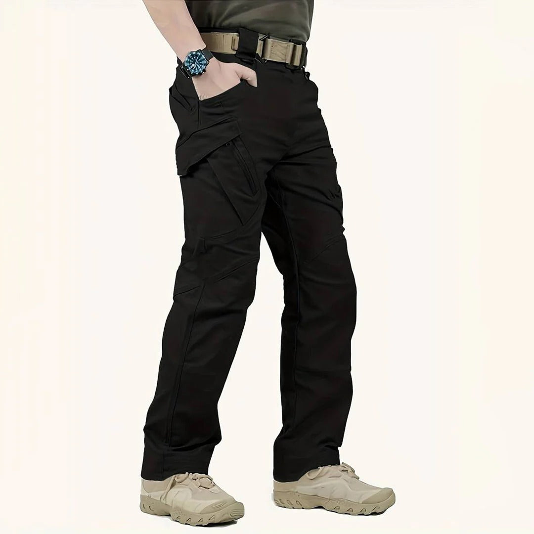 Men's tactical cargo pants in durable water-resistant fabric with reinforced multi-pocket design for outdoor work