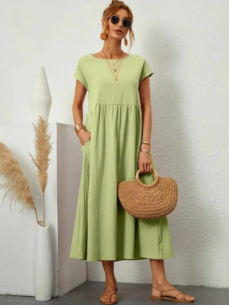 Forest-green elegant women's midi dress with pockets, refined silhouette for day-to-evening wear