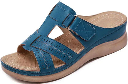 Irina women's casual sandals with cushioned sole, lightweight design for all-day comfort