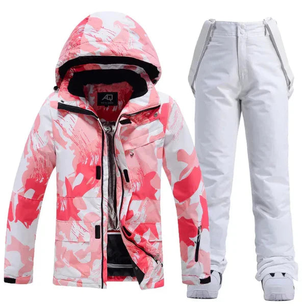 Women's insulated hooded ski jacket regular fit full-zip water-resistant winter outerwear