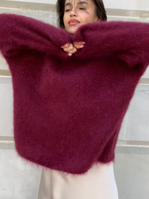Women's fuzzy oversized pullover sweater round neck long sleeve cozy fall knit top