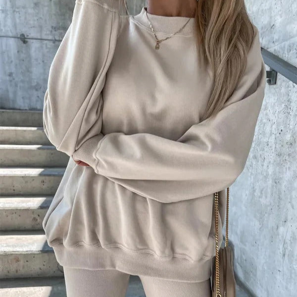 Women's oversized crew neck sweatshirt soft cotton blend with ribbed cuffs and hem relaxed fit