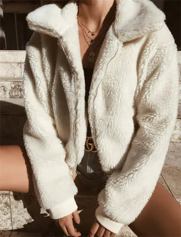 Women's cropped plush fleece jacket cozy warm zip-front with turn-down collar for everyday casual wear
