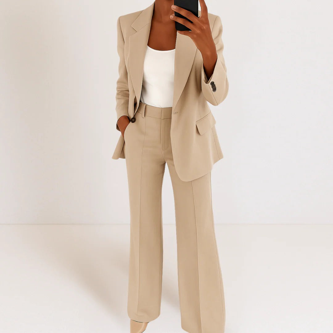 Women's black blazer and pants set tailored slim-fit two-piece for professional office wear