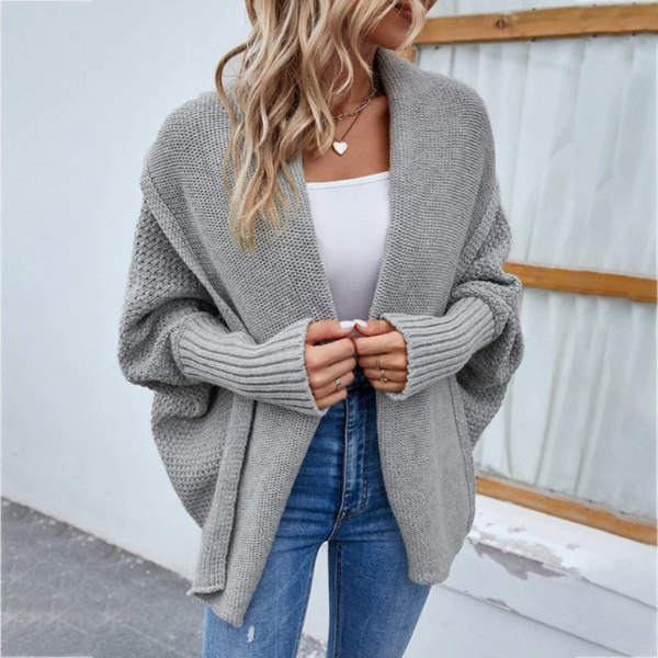 Women's oversized open-front chunky knit cardigan with long sleeves, cozy relaxed fit