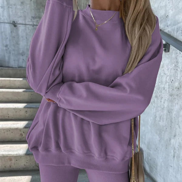 Women's oversized crew neck sweatshirt soft cotton blend with ribbed cuffs and hem relaxed fit