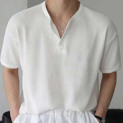 Ribbed cotton henley t-shirt regular fit with 3-button placket for casual or tailored styling