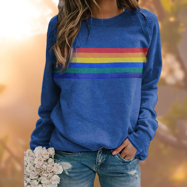 Women's relaxed-fit striped crew neck pullover sweater in soft knit, casual cozy style