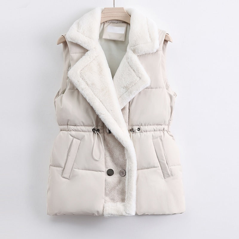 Women's quilted vest with faux fur shawl collar and adjustable drawstring waist for smart-casual style