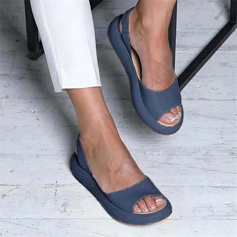 Elina women's flat summer sandals in neutral tone with elastic back strap and vegan leather finish