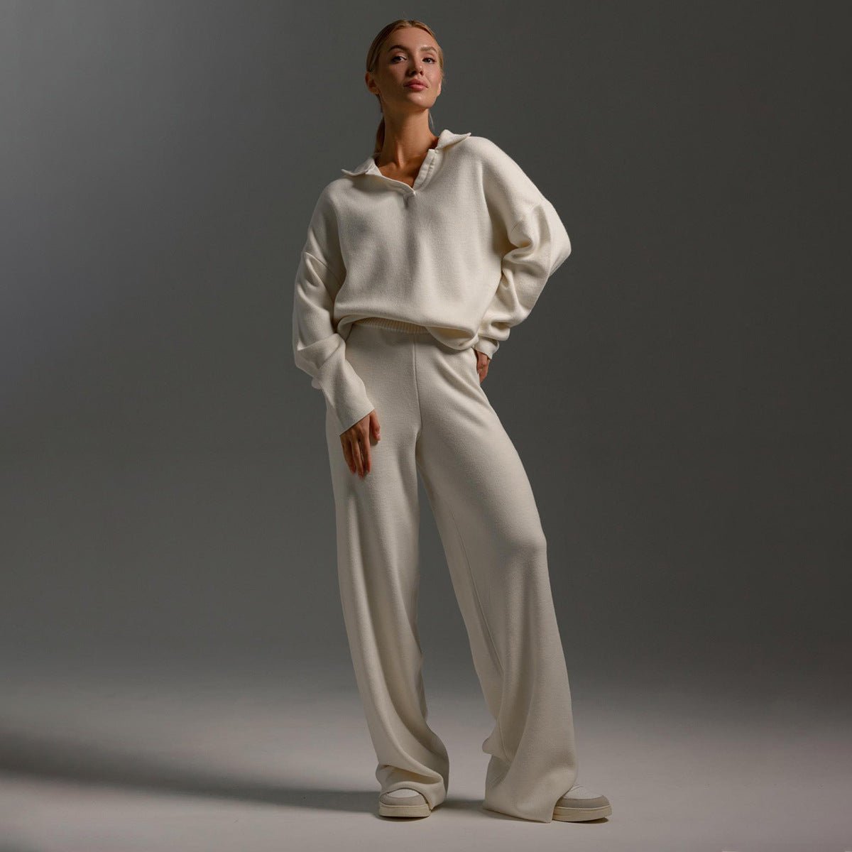 Women's beige knitted tracksuit set relaxed fit cozy two-piece loungewear with ribbed texture