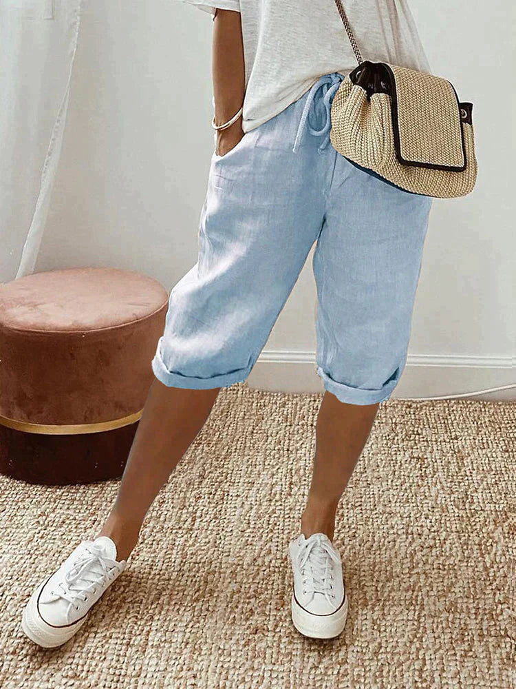 Greta lightweight summer pants in relaxed fit, knee-length cut with adjustable drawstring waistband