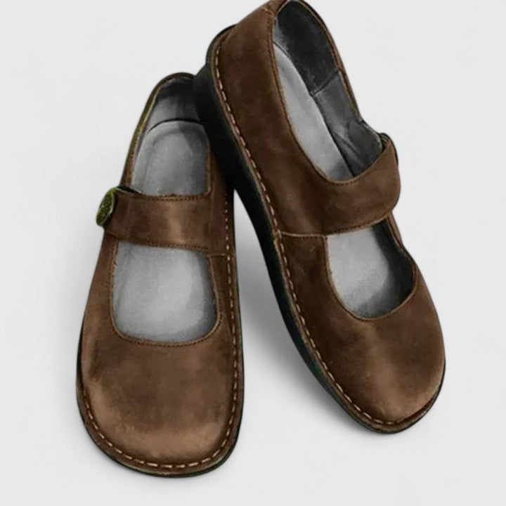 Women's Danielle comfort shoes classic silhouette comfort support cushioned heel comfort footwear