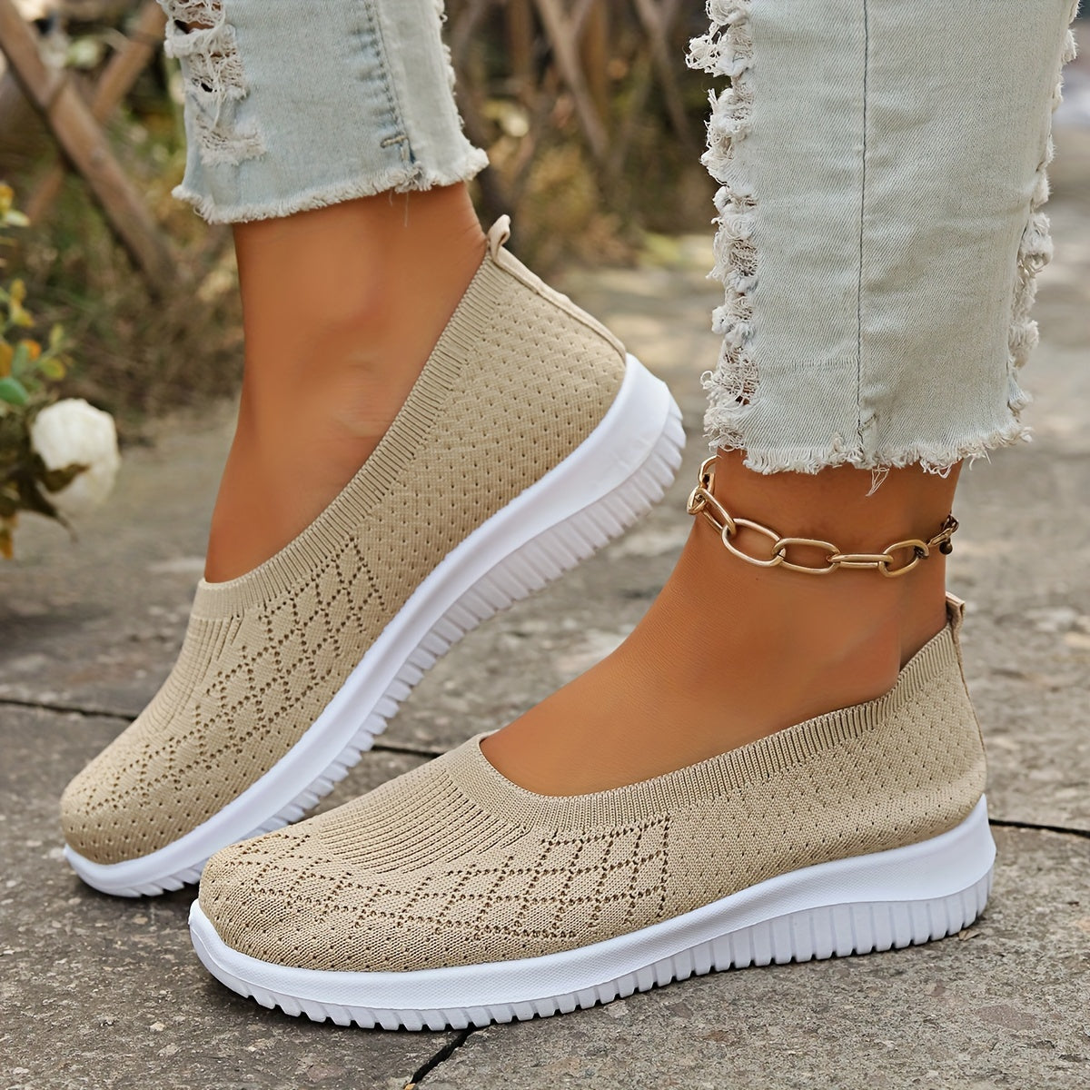 Women's breathable slip-on shoes with anti-slip sole, lightweight cushioned design for all-day comfort