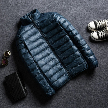 Men's lightweight packable puffer jacket water-resistant slim fit for outdoor winter wear