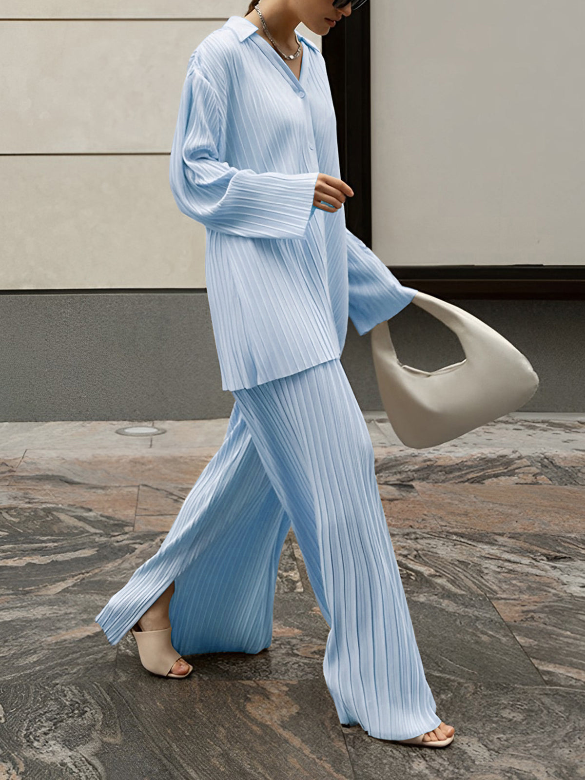 Oversized casual pleated two-piece pants set in woven polyester with pleat pocket detail