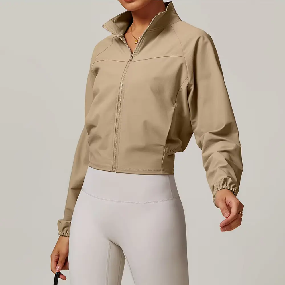 Paige slim-fit windbreaker jacket in lightweight quick-dry fabric, sporty windproof design for outdoor workouts