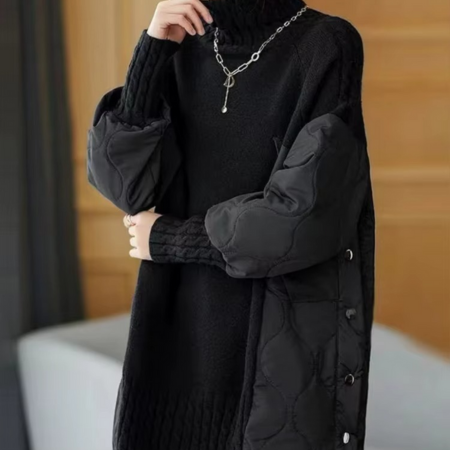 Women's loose-fit turtleneck pullover sweater in cozy knit, casual autumn winter style with long sleeves