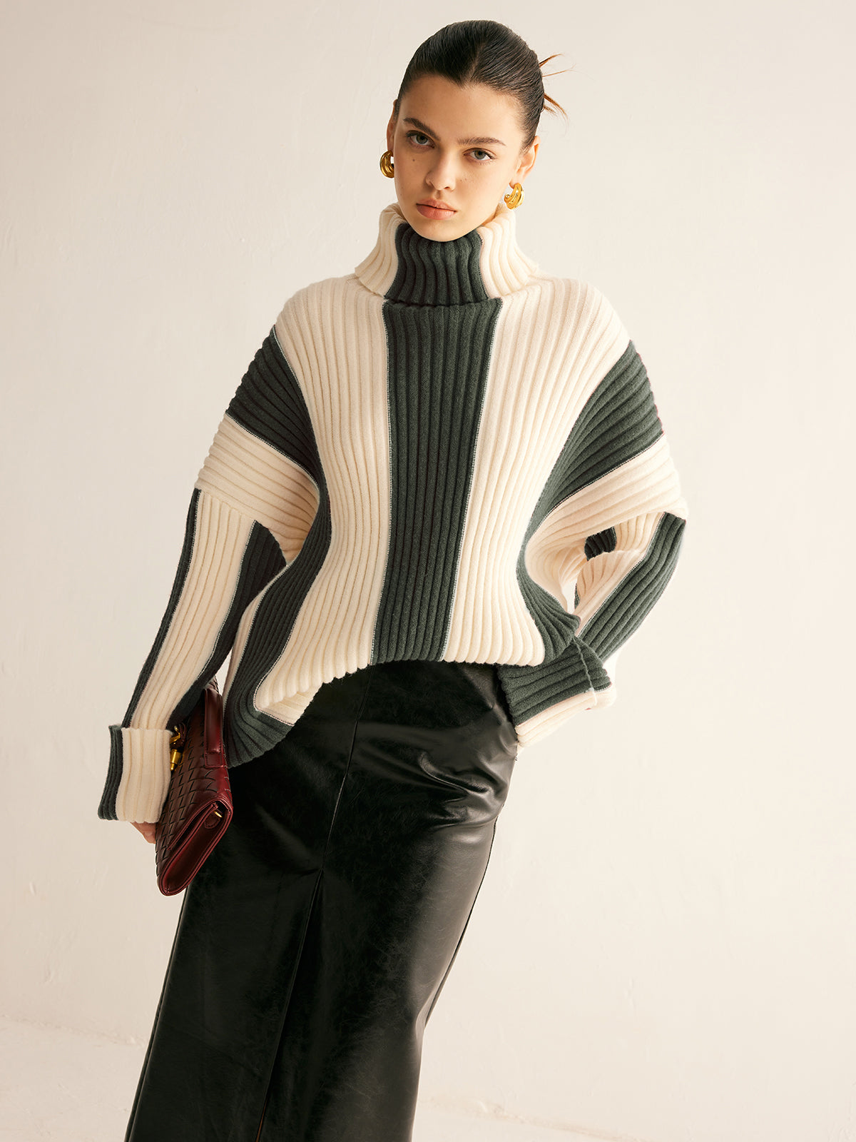 Ribbed color block turtleneck sweater in elegant knit with warm shift fit and medium stretch