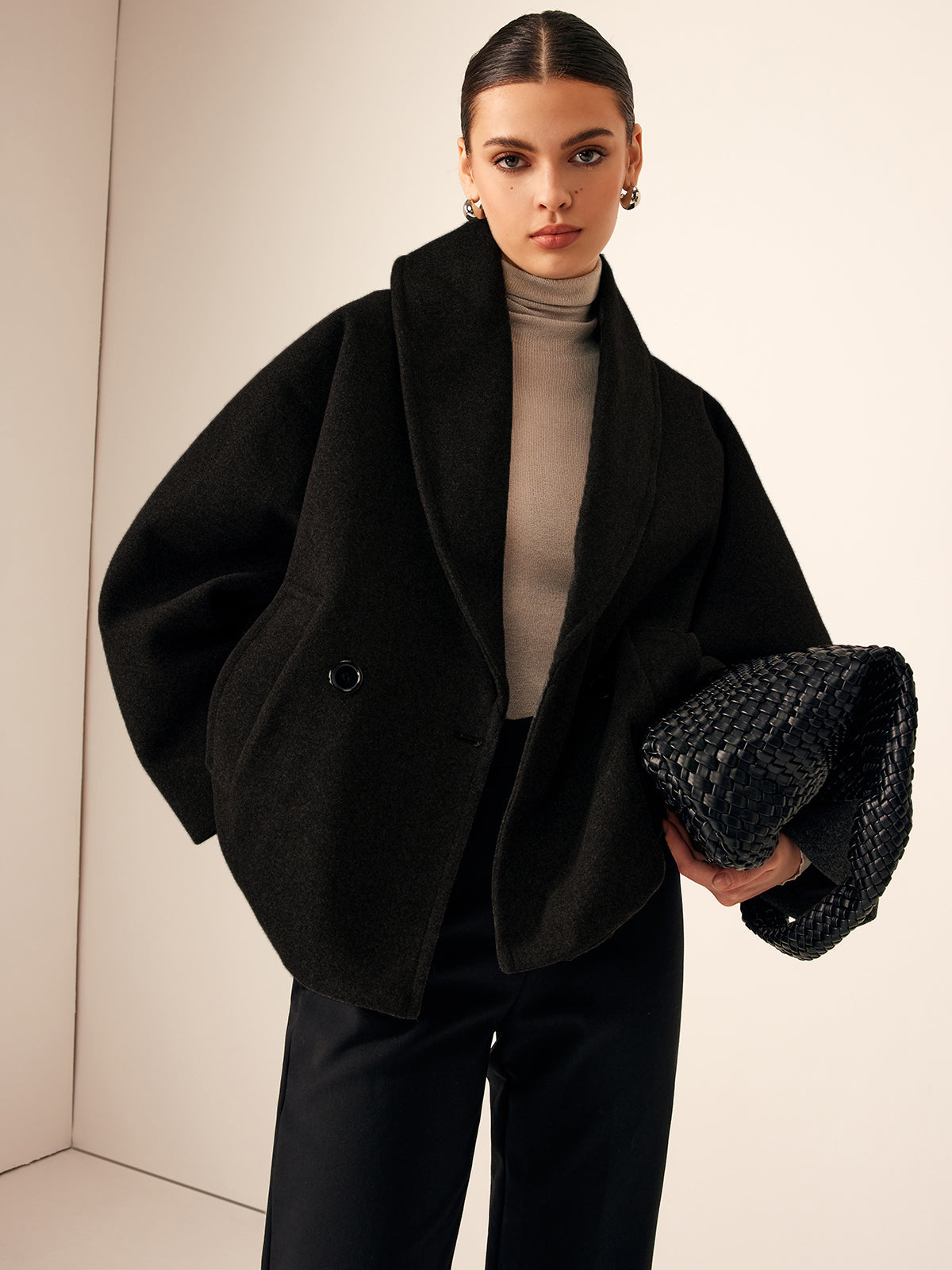 Beige tweed loose shift coat with pockets, long sleeve warm casual-elegant outerwear
