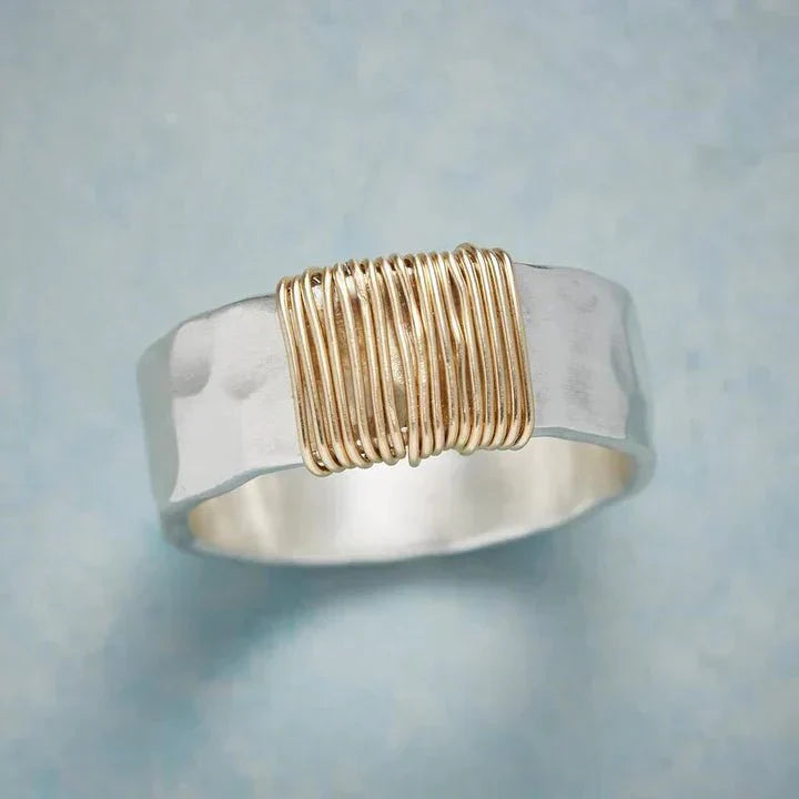 Auriel™ | Vintage Gold Thread Ring – Wavlynn