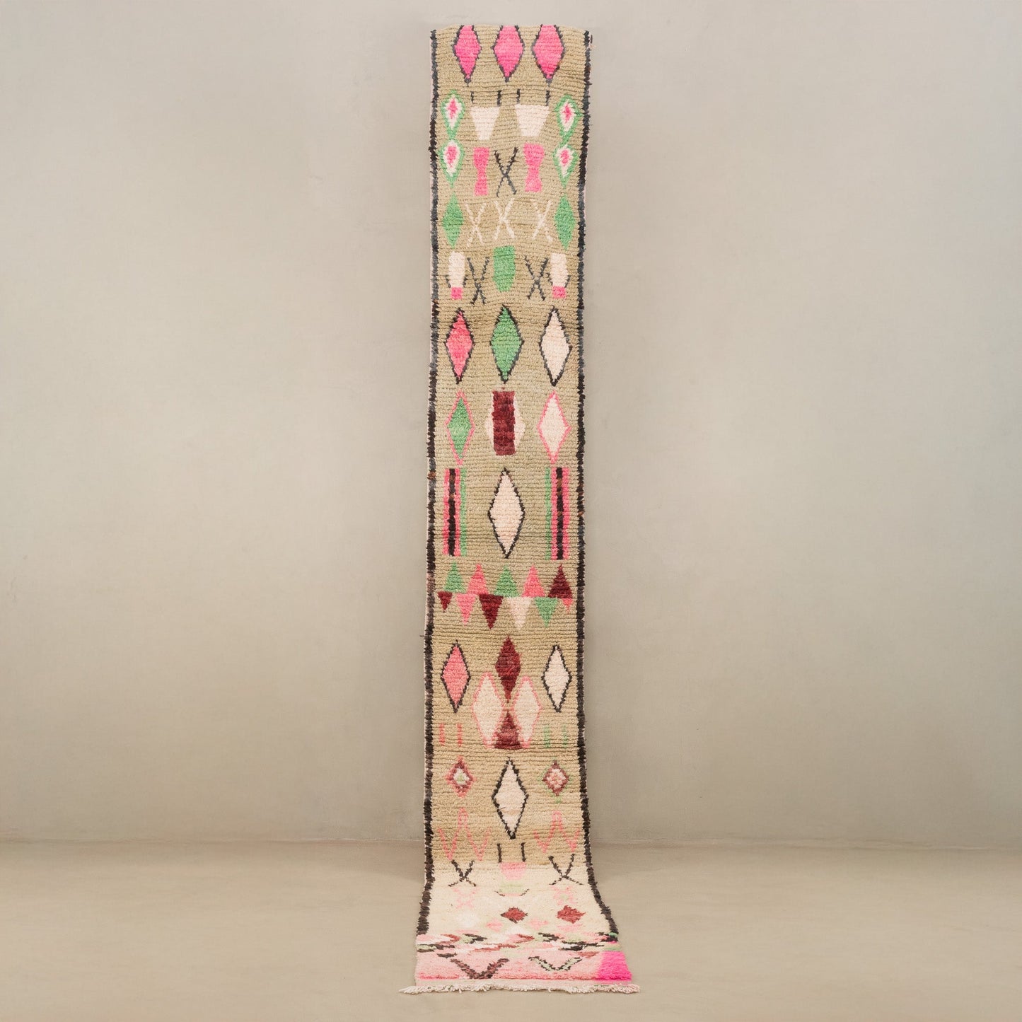 Wafi - vintage boujad rug - Wavlynn