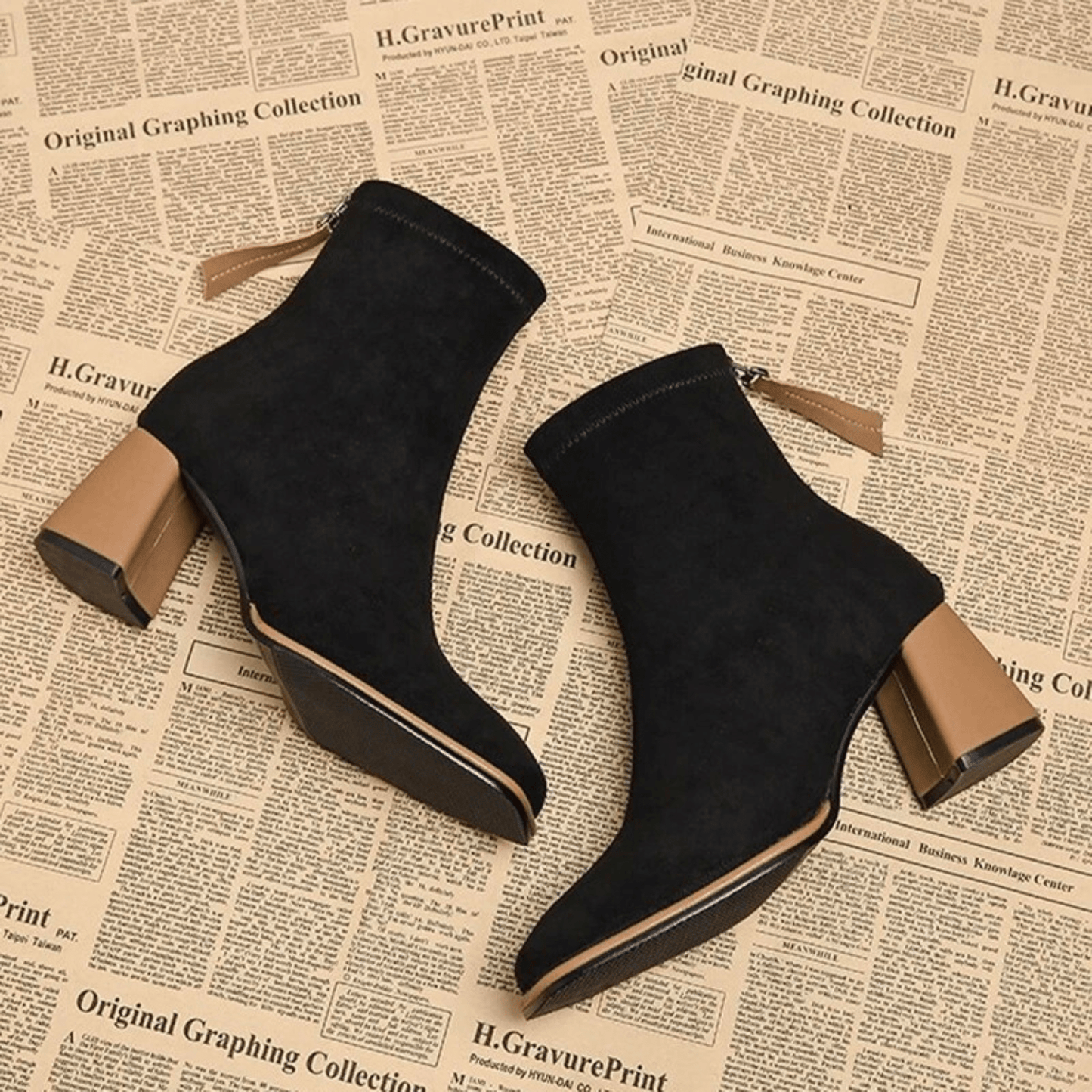 Bellora sleek black boot with streamlined silhouette and leg-lengthening contoured design
