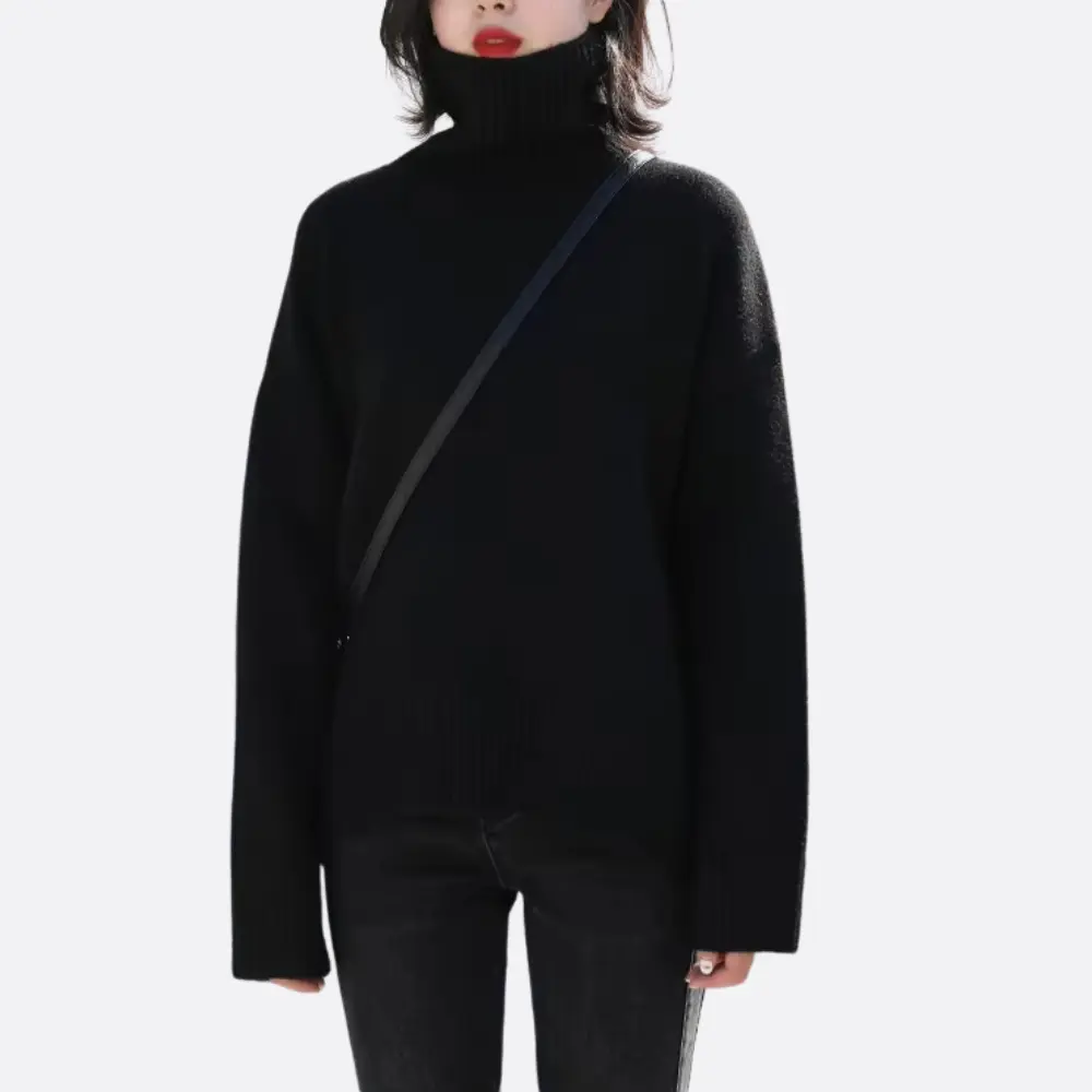Willa loose-fit turtleneck sweater in cozy knit fabric, relaxed casual style for autumn winter layering