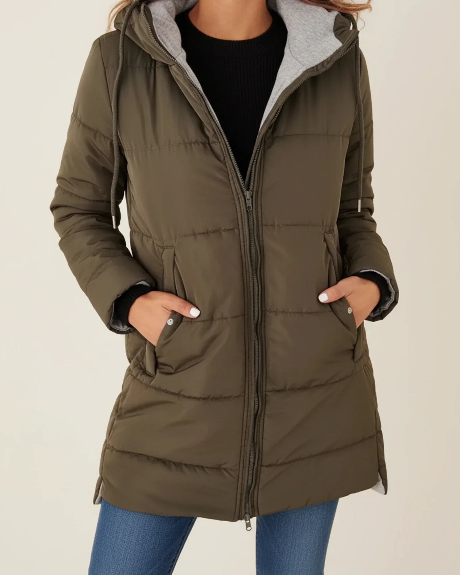 Women's mid-length quilted puffer jacket with hood, zip-up winter coat for city and weekend wear